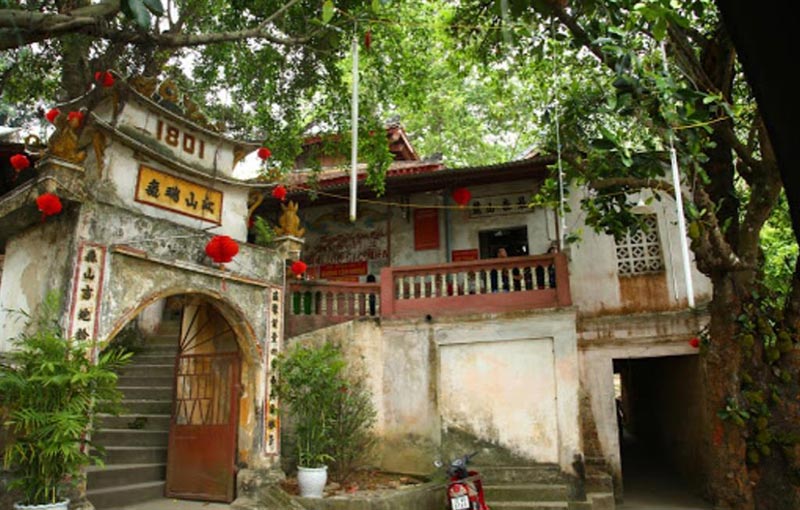Vùng đất linh thiêng, đất mẫu thượng ngàn